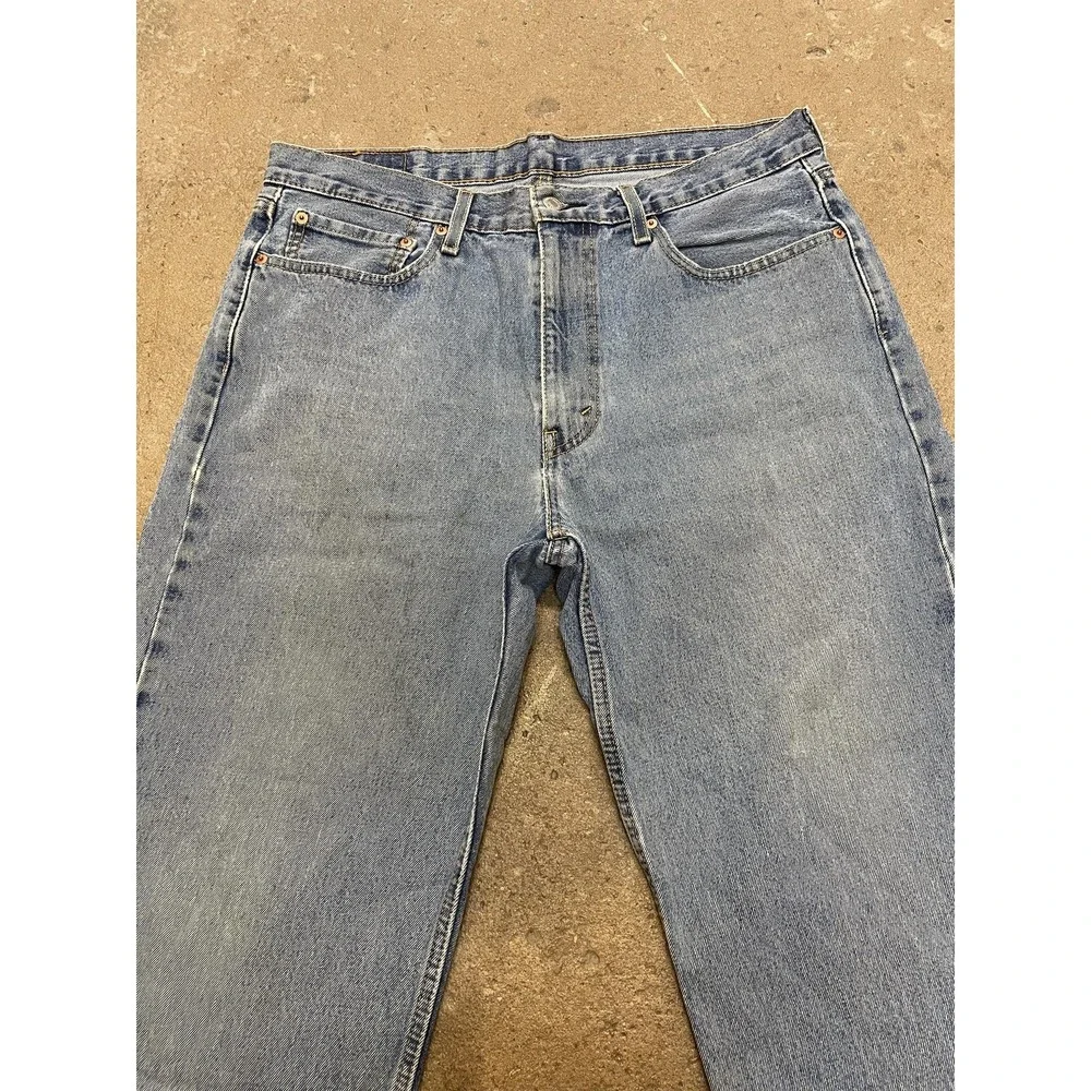 Levis 550 Jeans Mens 36x30 Blue Medium Wash Relaxed‎ Fit Tapered Leg Zip Fly